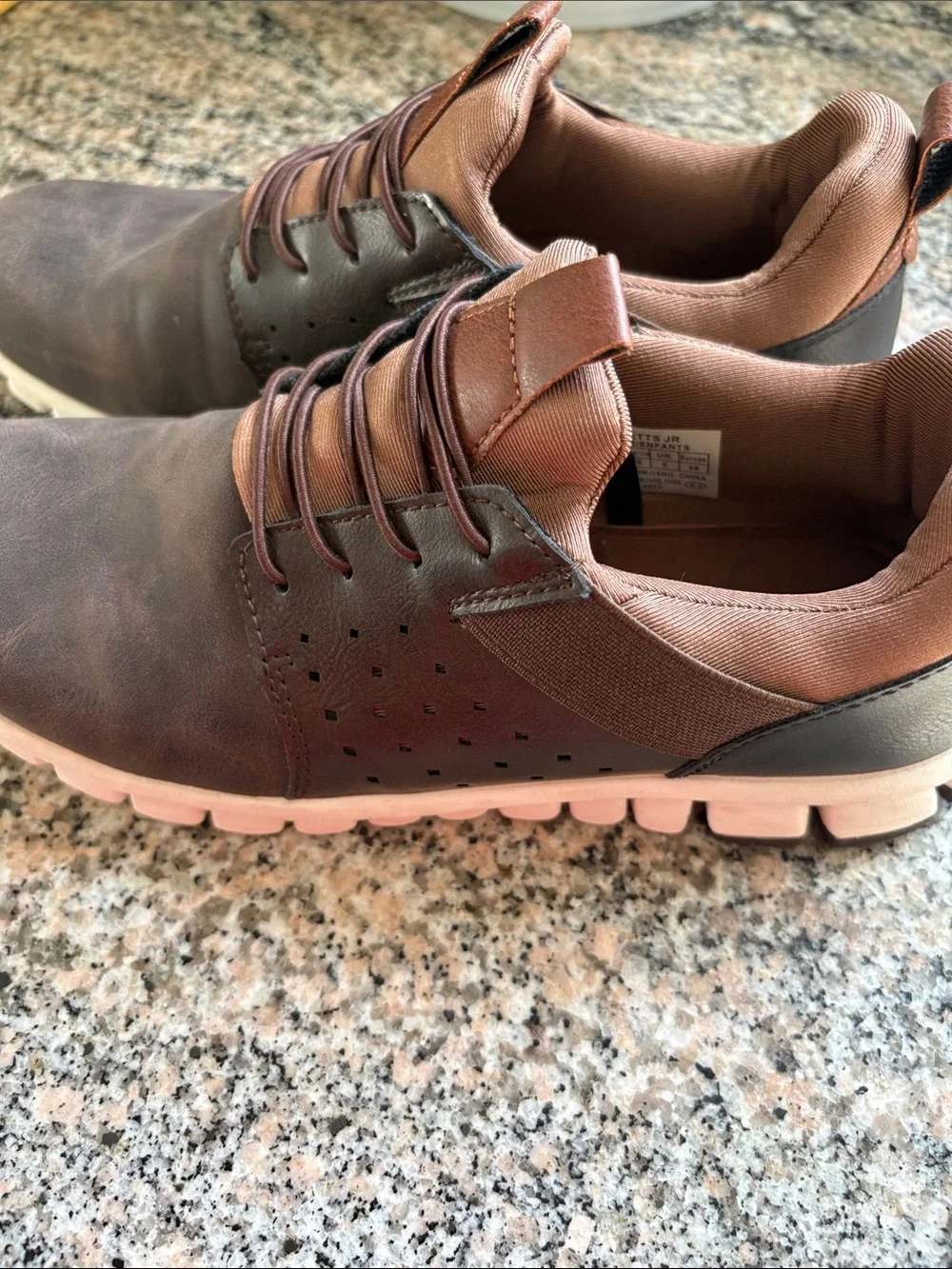 Men's Brown Chukka Boots — Casual Lace-Up Comfort